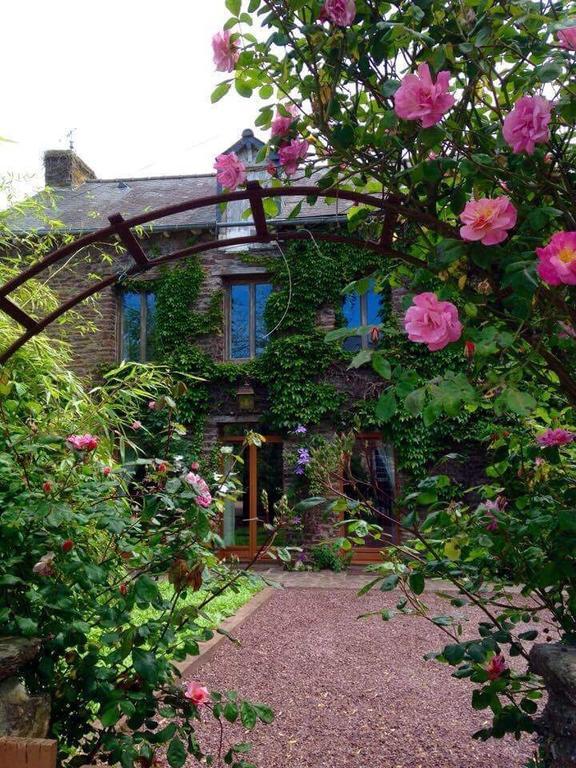 Gite Du Charme En Broceliande Mauron Екстериор снимка